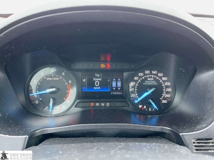 2018-ford-explorer-image-18