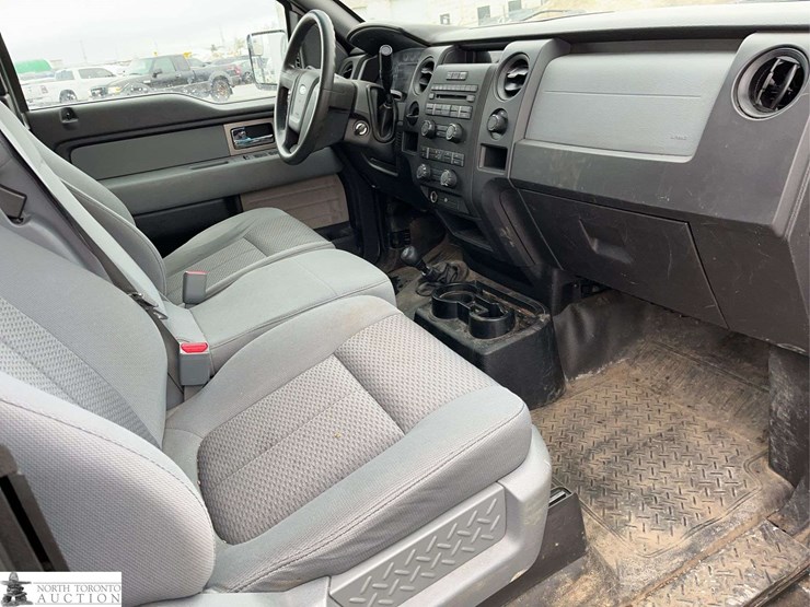 2011-ford-f150-image-27