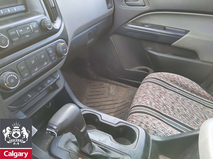 2017-chevrolet-colorado-image-17