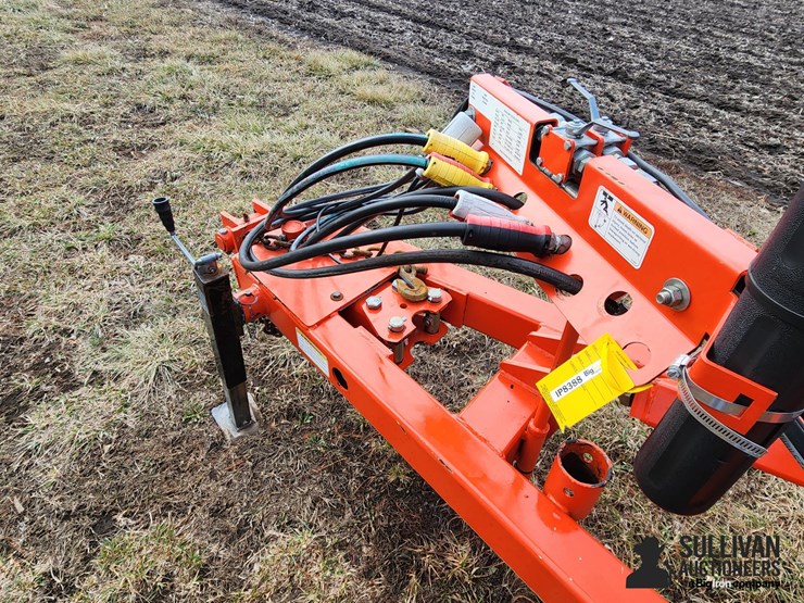 2013-kuhn-krause-excelerator-8000-image-9