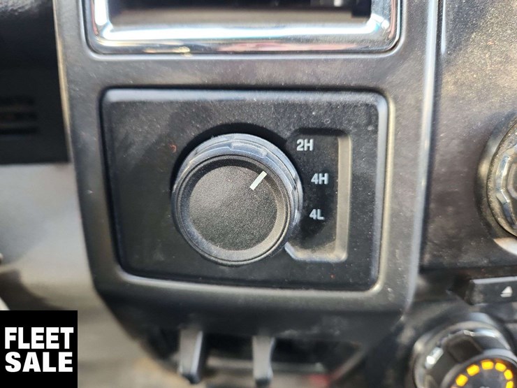 2018-ford-f550-image-28