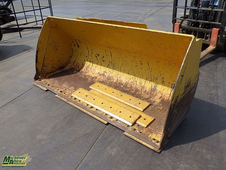 2014-caterpillar-910k-image-34