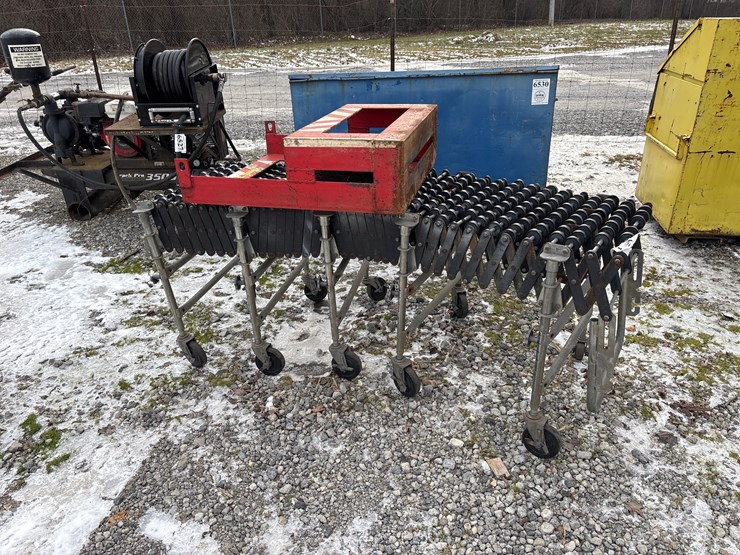 #6531-•-e1.-roller-conveyor-and-industrial-guard-image-1