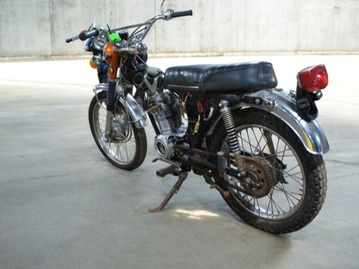 1971-honda-cl100-motorcycle-image-3
