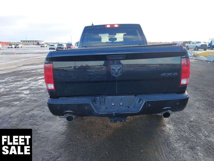 2023-ram-1500-classic-image-7