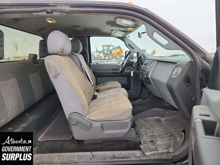 2012-ford-f550-image-17