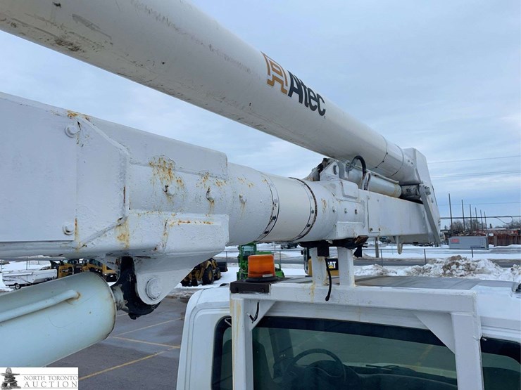 2006-international-durastar-4200-image-44