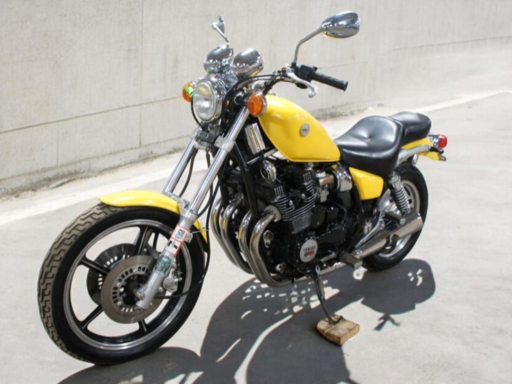 1985-yamaha-xj700-maxim-motorcycle-image-5