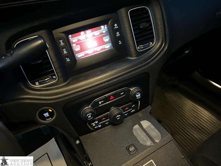 2016-dodge-charger-police-image-13