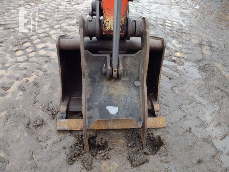 2019-kubota-u55-4-image-15