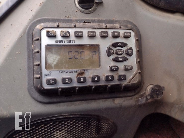 2017-bobcat-t595-image-10