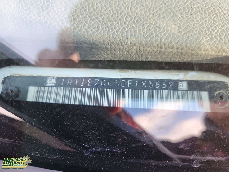 2013-gmc-sierra-2500hd-image-8