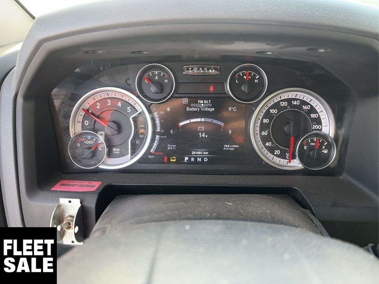 2015-dodge-3500-image-20