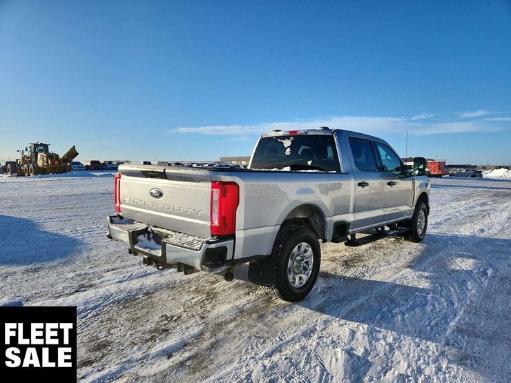 2023-ford-f250-image-4