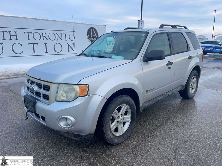 2010-ford-escape-hybrid-image-1