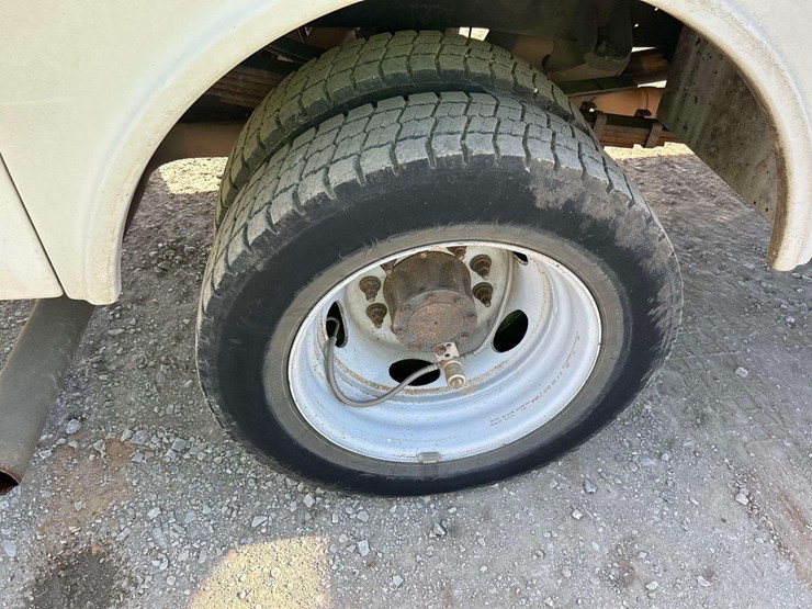 2014-dodge-ram-4500-image-32