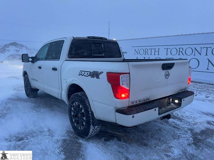 2018-nissan-titan-image-3