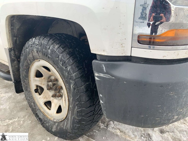 2018-chevrolet-silverado-1500-image-36