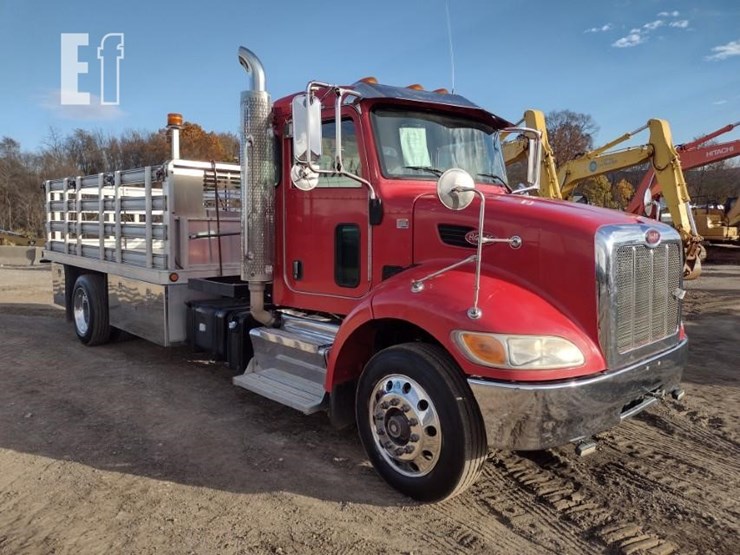 peterbilt-330-image-42