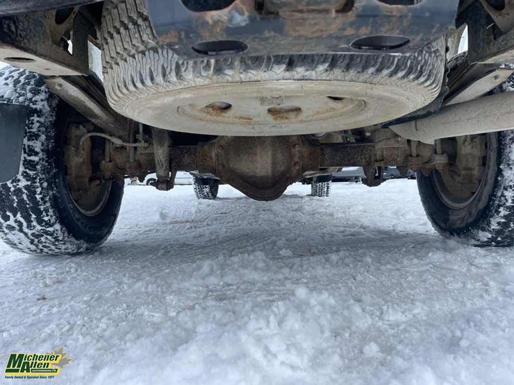 2011-chevrolet-k2500-image-42