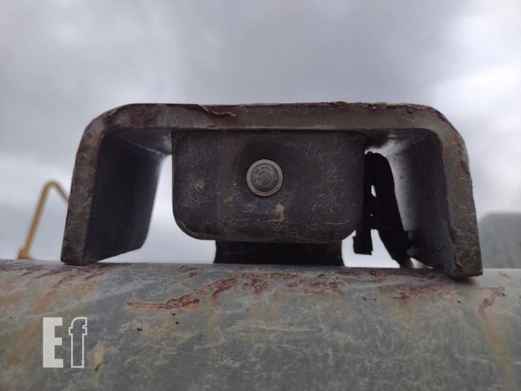 2015-volvo-ec220e-lr-image-48