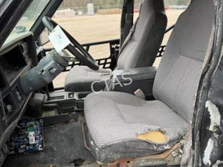 1990-jeep-cherokee-image-18