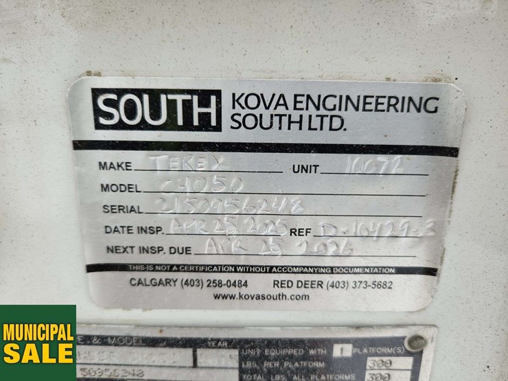 2016-freightliner-m2-106-image-42