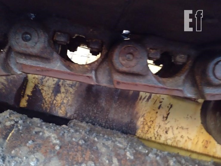 2004-komatsu-d65ex-15-image-26