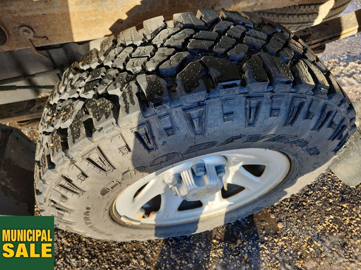 2014-chevrolet-silverado-1500-image-27