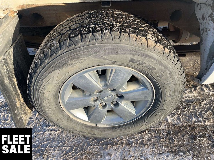 2012-gmc-sierra-1500-image-12