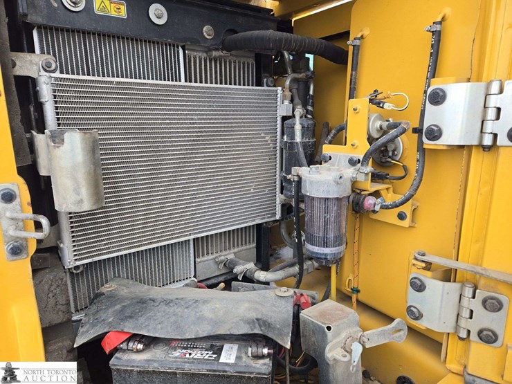 2017-caterpillar-307e2-image-8