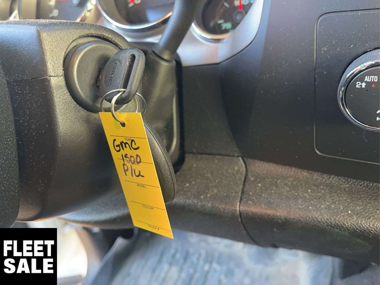 2013-gmc-sierra-1500-image-22