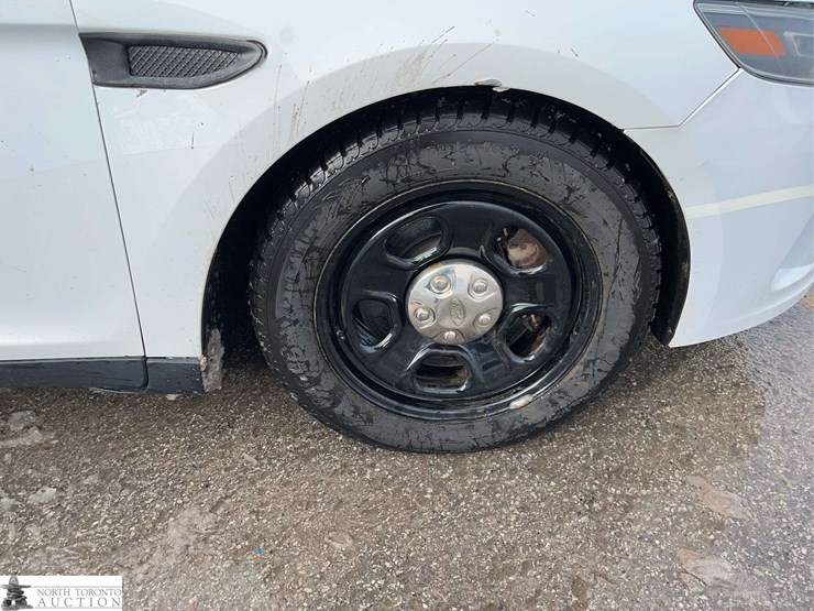 2016-ford-taurus-police-inte-image-15