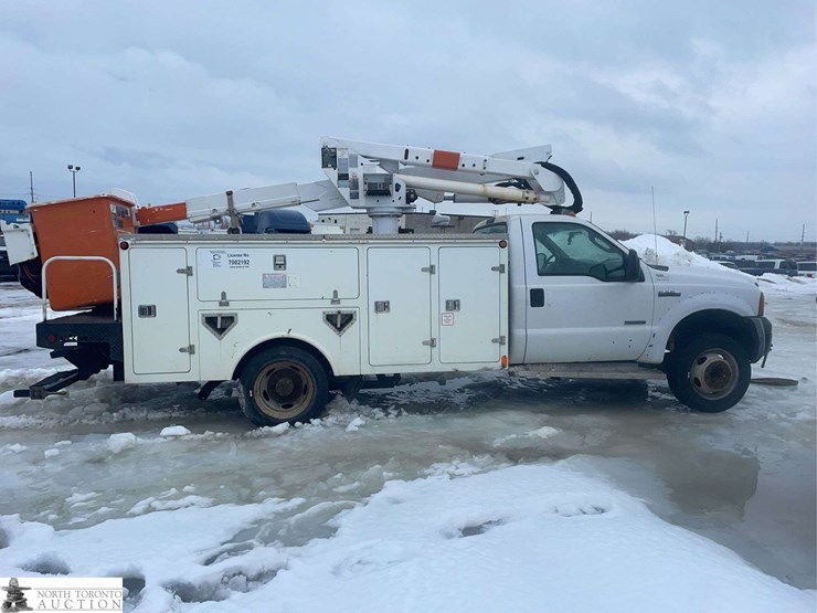 2006-ford-f550-image-6