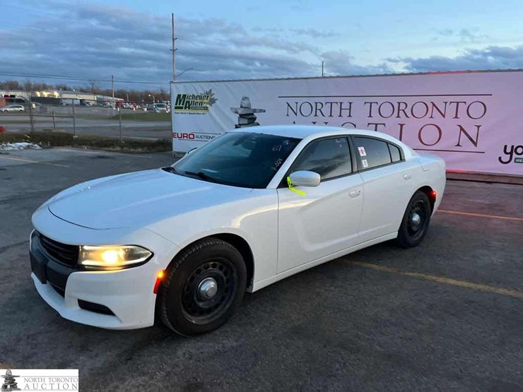 2016-dodge-charger-police-image-1