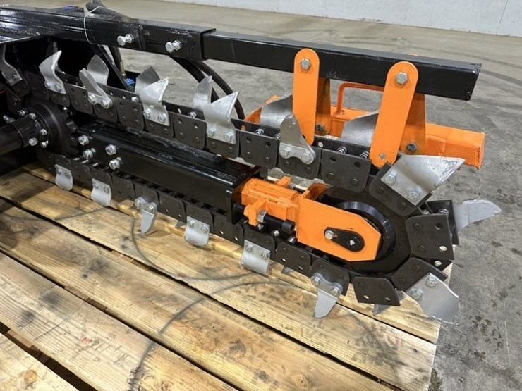 2025-mower-king-ecssct72-trencher-image-5