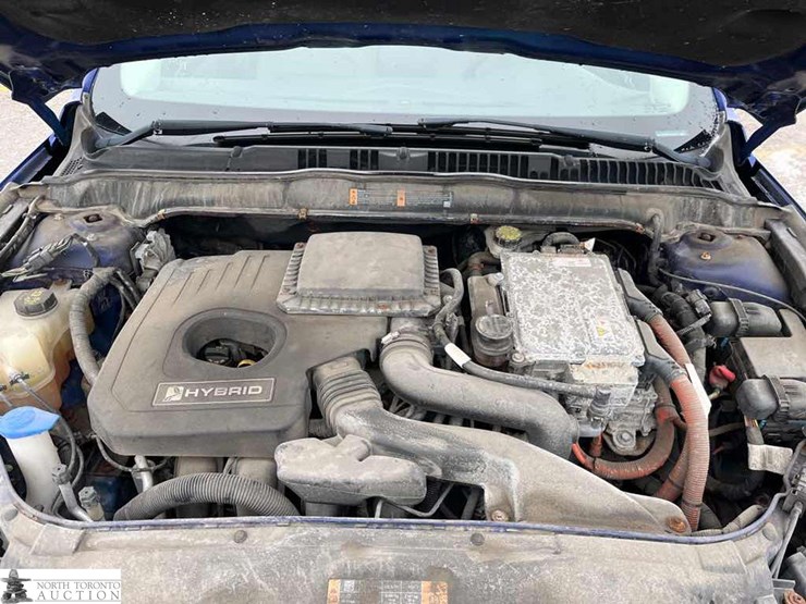 2015-ford-fusion-s-hybrid-image-16