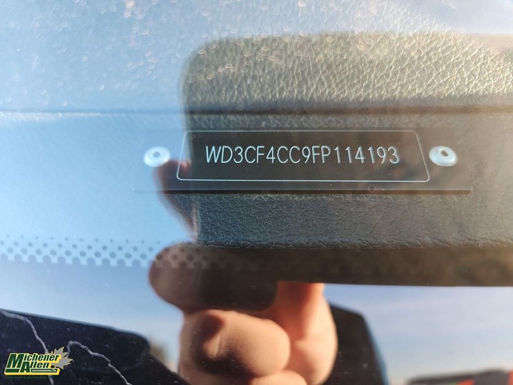 2015-mercedes-benz-sprinter-3500-image-3