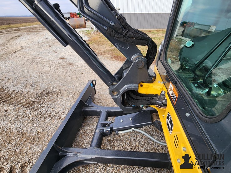 2020-deere-35g-image-14