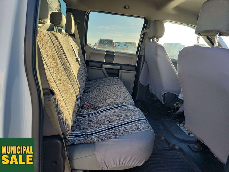 2016-ford-f150-image-25