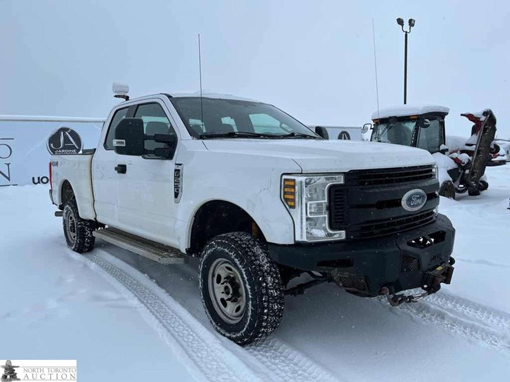 2019-ford-f250-image-3