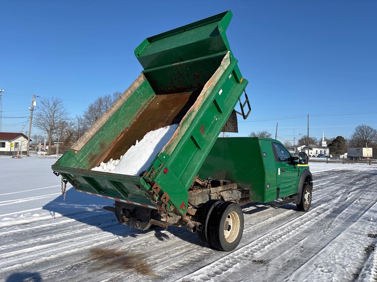 2017-ford-f550-image-7