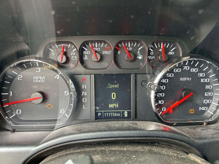 2018-chevrolet-silverado-1500-image-13