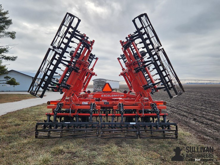 2013-kuhn-krause-excelerator-8000-image-6