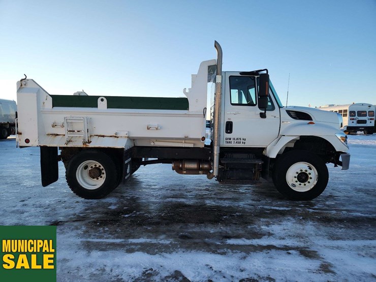 2011-international-workstar-7400-image-6