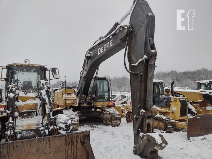 deere-350g-lc-image-3