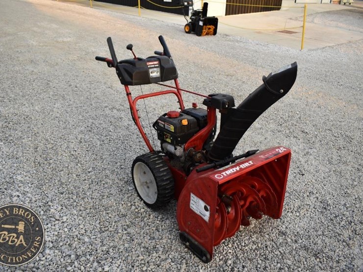 troy-built-storm-2400-41330-image-7