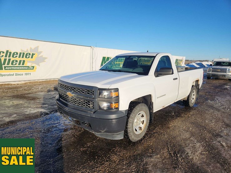 2014-chevrolet-silverado-1500-image-1