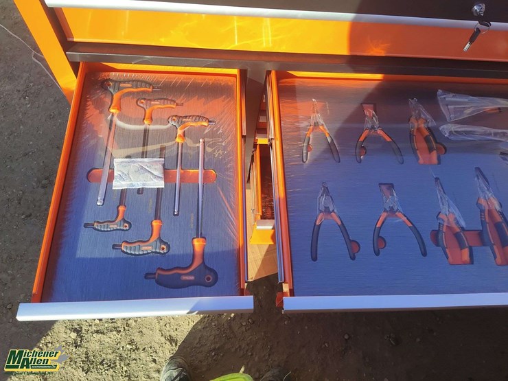 unused-boss-16-drawer-rolling-workbench-tool-box-with-peg-board-&-tools--qty-1-image-5