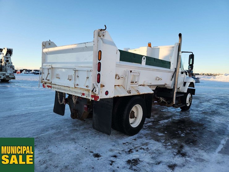 2011-international-workstar-7400-image-5